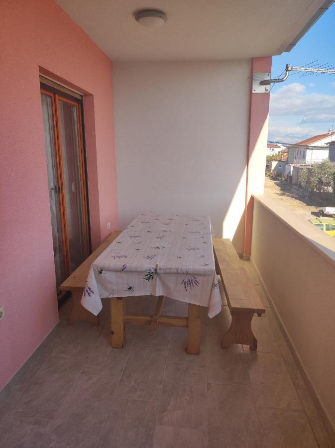 Apartment Paic Kastela Exterior photo